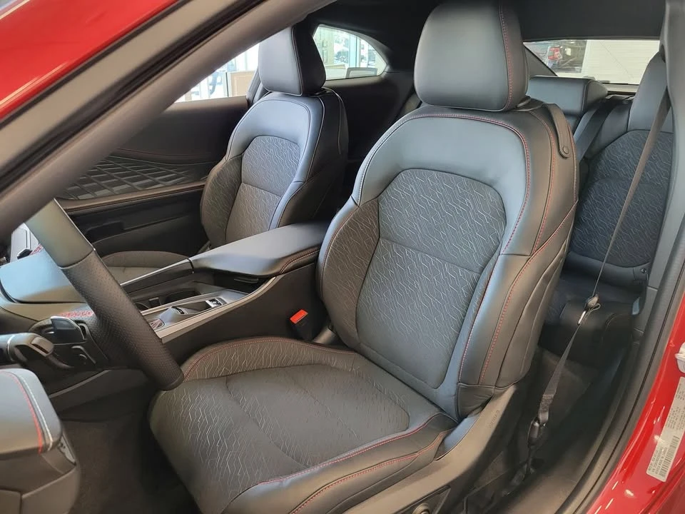 2025 Dodge Charger 8th Gen - Image 12 of 20