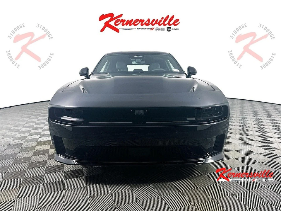 2025 Dodge Charger 8th Gen - Image 2 of 21