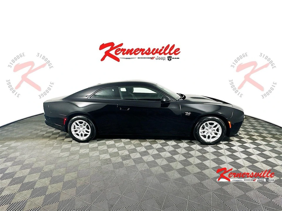 2025 Dodge Charger 8th Gen - Image 8 of 21