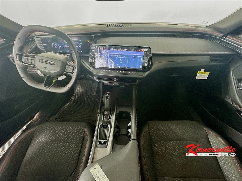 2025 Dodge Charger 8th Gen - Image 9 of 12