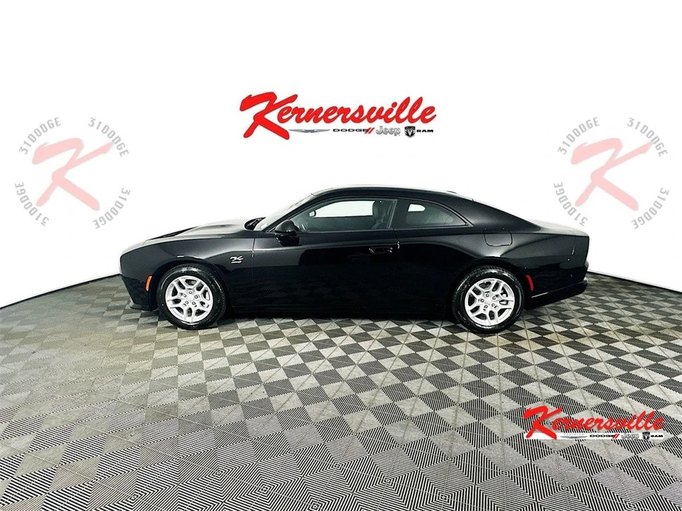 2025 Dodge Charger 8th Gen - Image 4 of 21