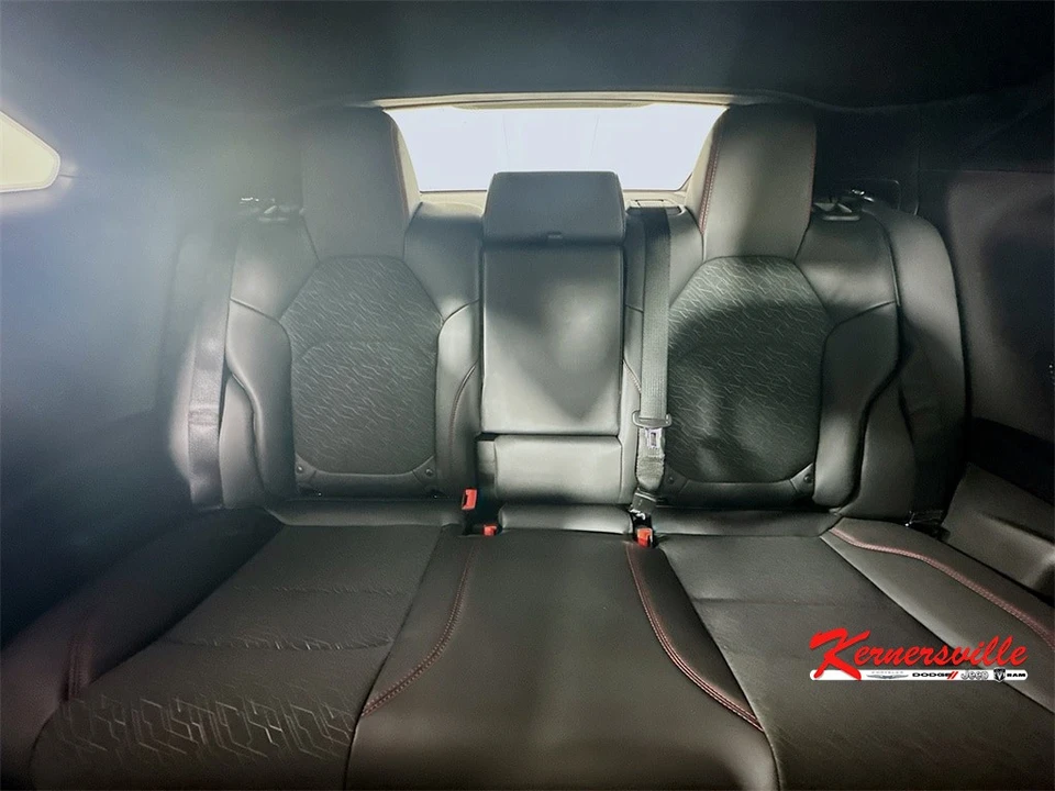 2025 Dodge Charger 8th Gen - Image 10 of 21