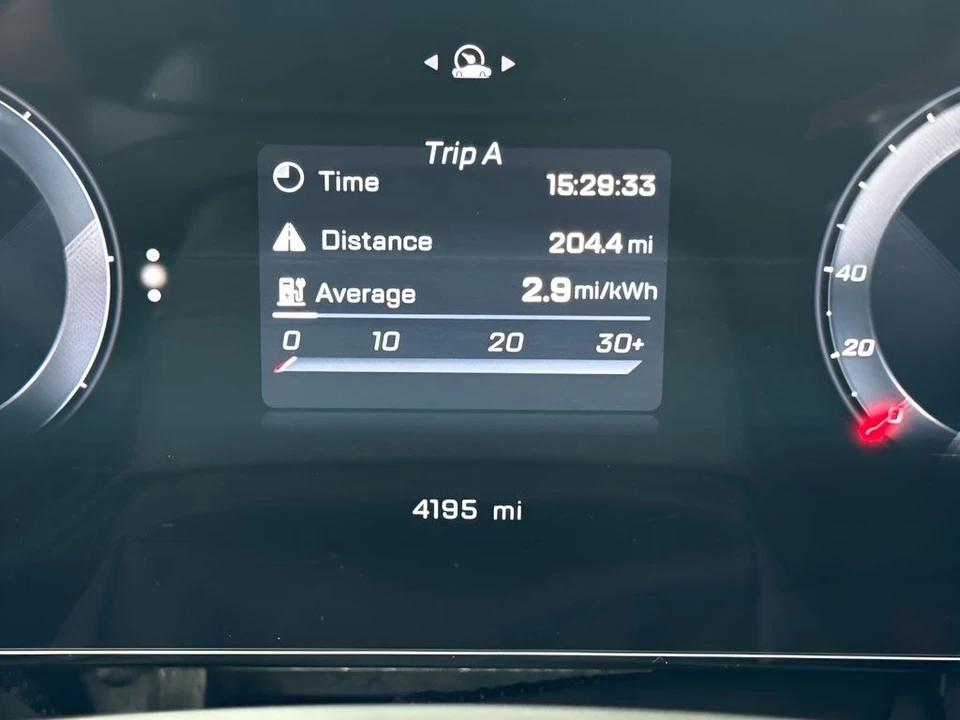 2025 Dodge Charger 8th Gen - Image 14 of 23