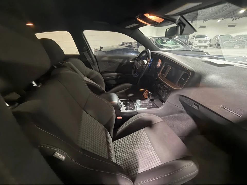 2025 Dodge Charger 8th Gen - Image 9 of 11