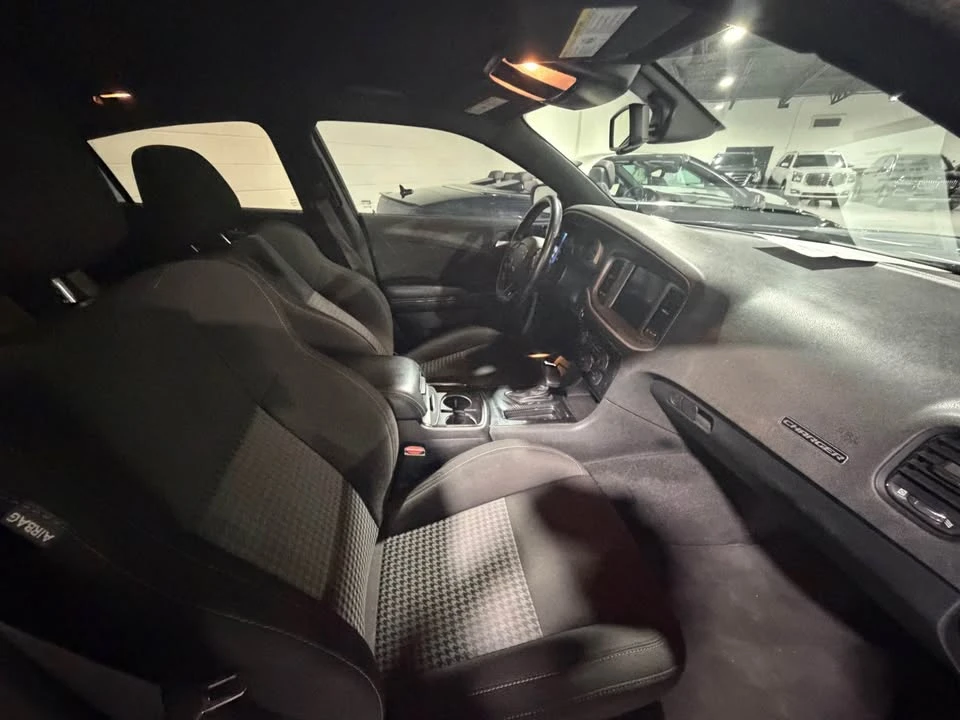 2025 Dodge Charger 8th Gen - Image 10 of 11
