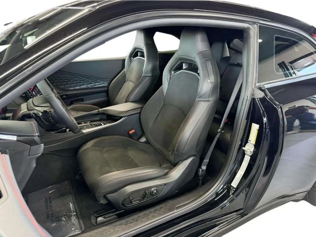 2025 Dodge Charger 8th Gen - Image 18 of 31