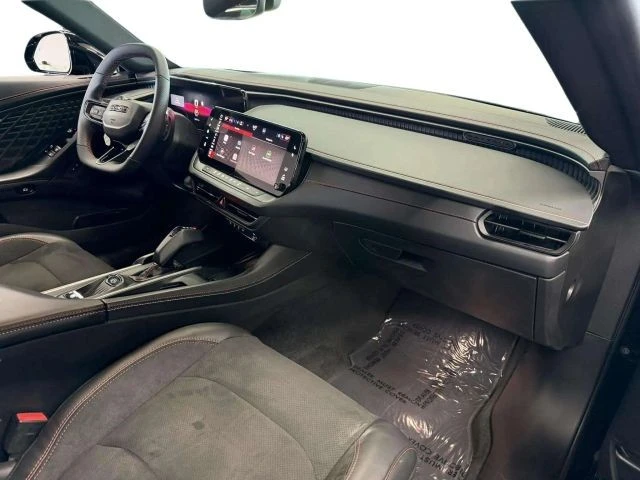 2025 Dodge Charger 8th Gen - Image 10 of 31