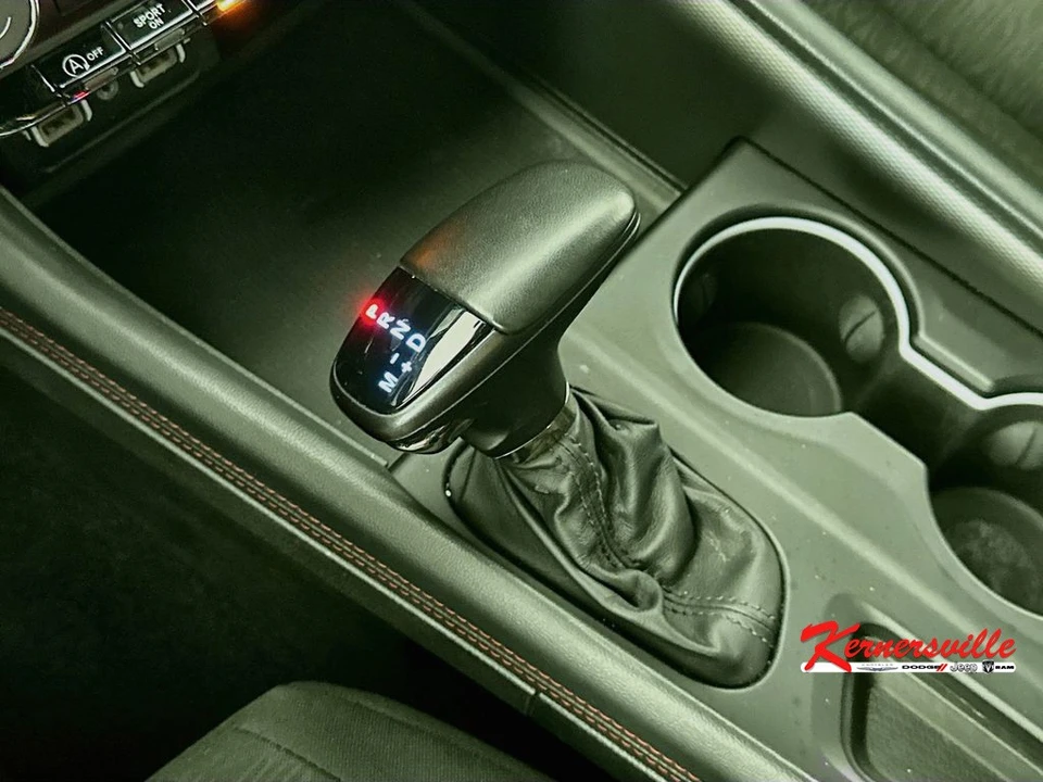 2025 Dodge Durango 3rd Gen - Image 16 of 24