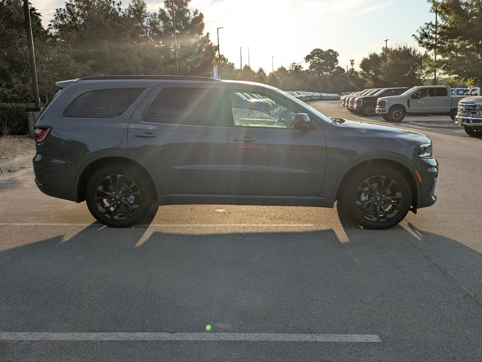 2025 Dodge Durango 3rd Gen - Image 3 of 12