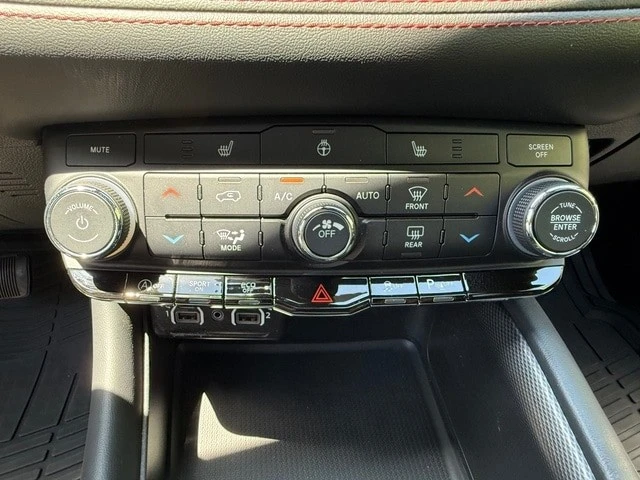 2025 Dodge Durango 3rd Gen - Image 29 of 31