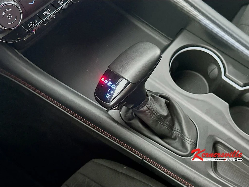 2025 Dodge Durango 3rd Gen - Image 16 of 24