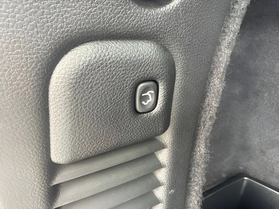 2025 Dodge Durango 3rd Gen - Image 28 of 31