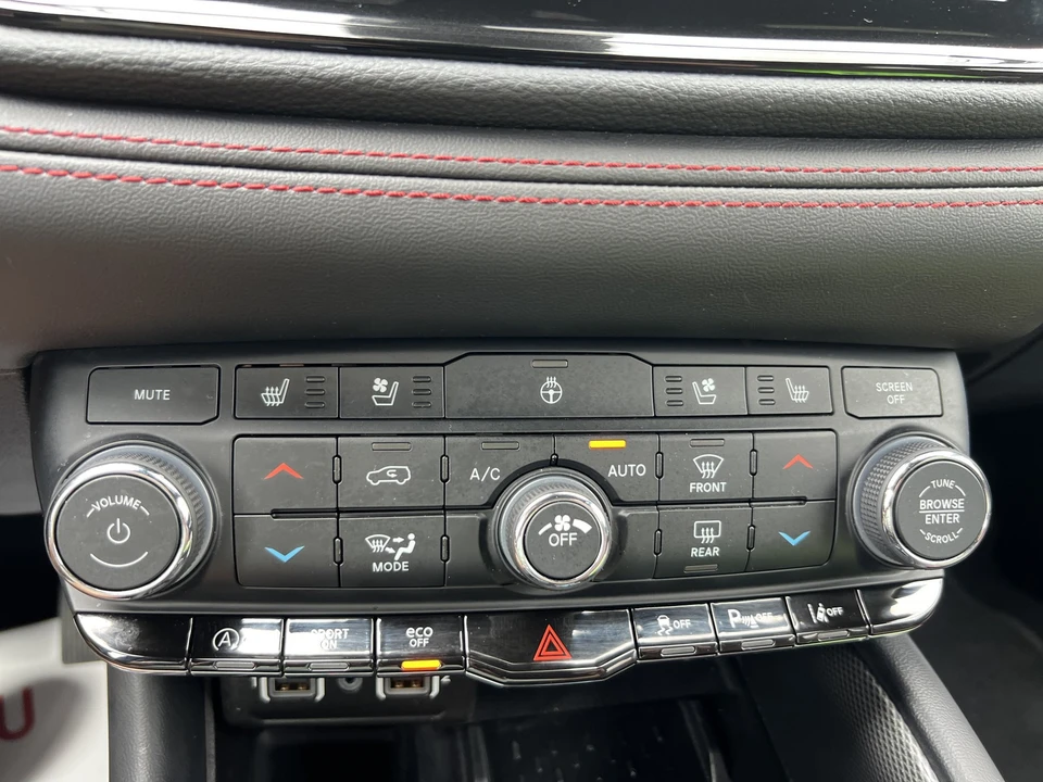 2025 Dodge Durango 3rd Gen - Image 24 of 31
