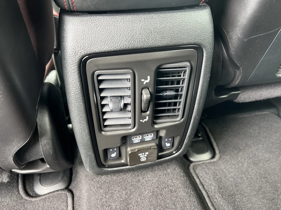 2025 Dodge Durango 3rd Gen - Image 14 of 31