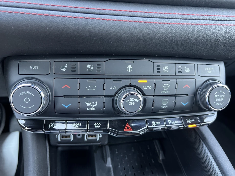 2025 Dodge Durango 3rd Gen - Image 28 of 31