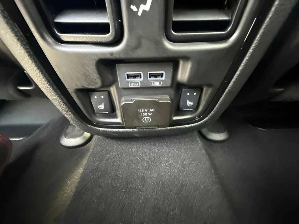 2025 Dodge Durango 3rd Gen - Image 12 of 31