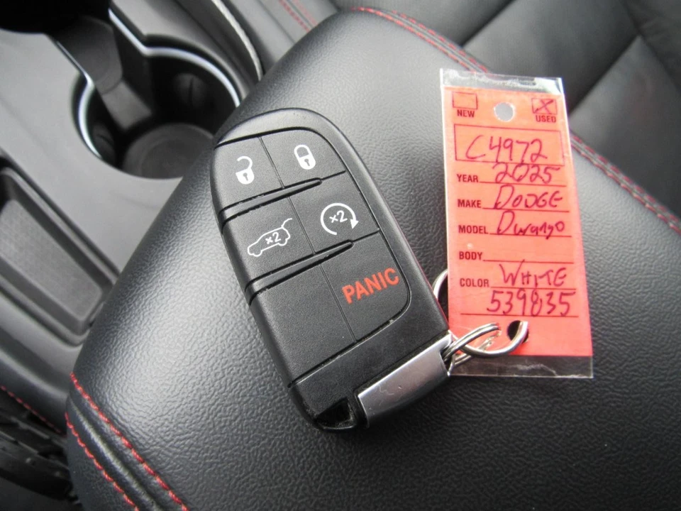 2025 Dodge Durango 3rd Gen - Image 14 of 31