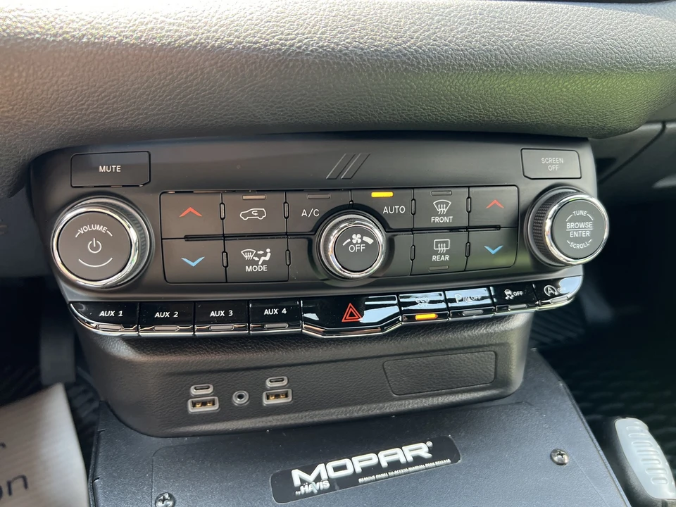 2025 Dodge Durango 3rd Gen - Image 20 of 29