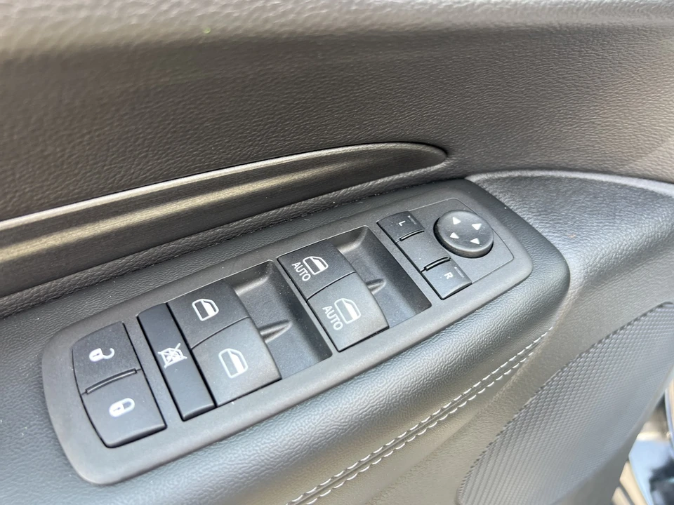 2025 Dodge Durango 3rd Gen - Image 13 of 29