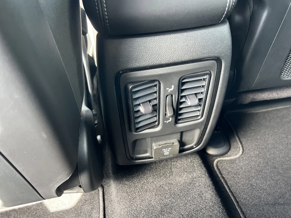 2025 Dodge Durango 3rd Gen - Image 12 of 21