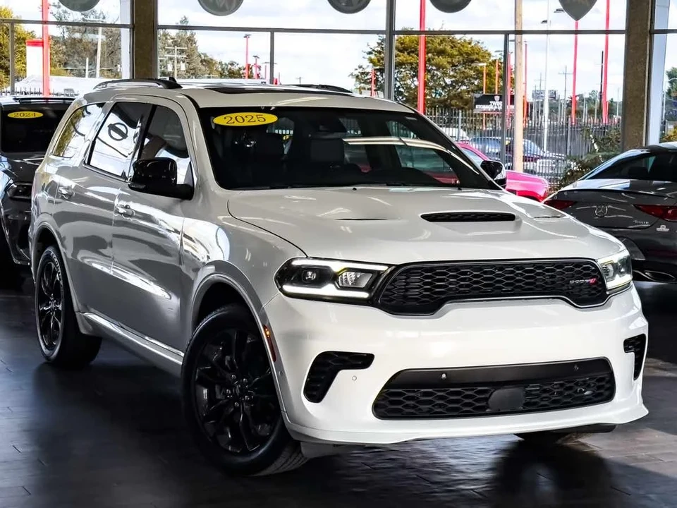 2025 Dodge Durango 3rd Gen - Image 2 of 21