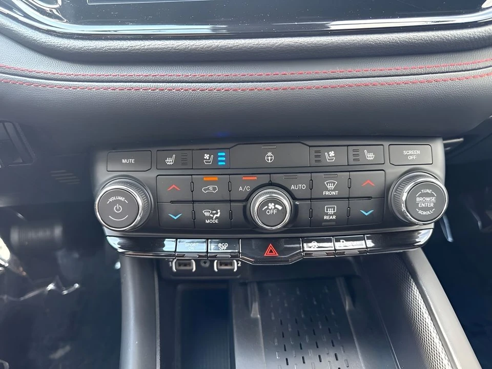 2025 Dodge Durango 3rd Gen - Image 10 of 27