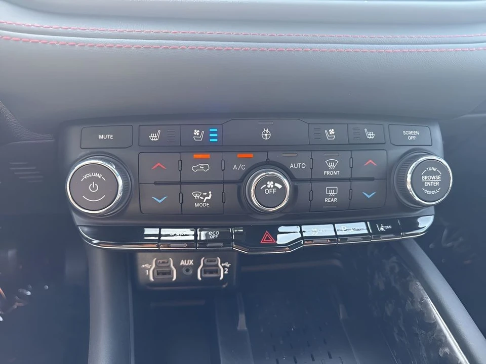 2025 Dodge Durango 3rd Gen - Image 17 of 31