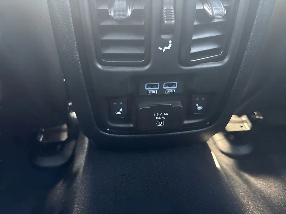 2025 Dodge Durango 3rd Gen - Image 13 of 31
