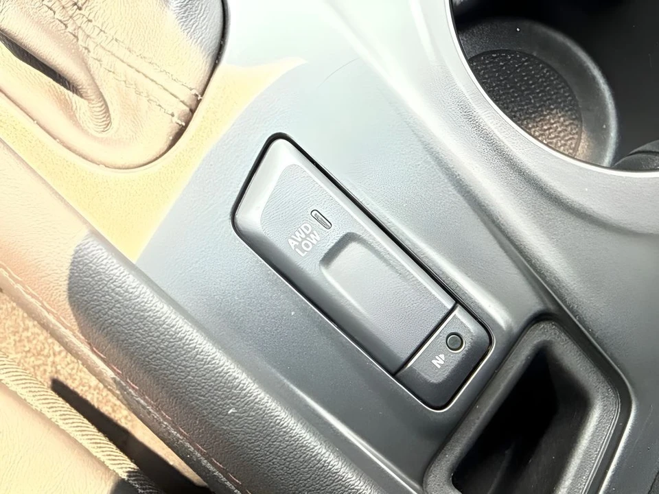 2025 Dodge Durango 3rd Gen - Image 15 of 25