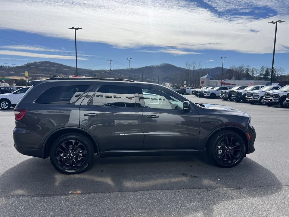 2025 Dodge Durango 3rd Gen - Image 4 of 21