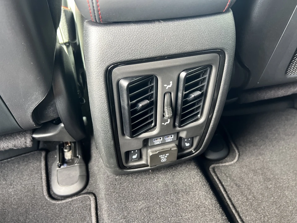 2025 Dodge Durango 3rd Gen - Image 16 of 21
