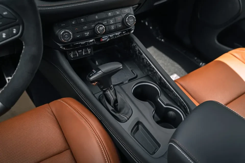 2025 Dodge Durango SRT Hellcat 3rd Gen - Image 16 of 18