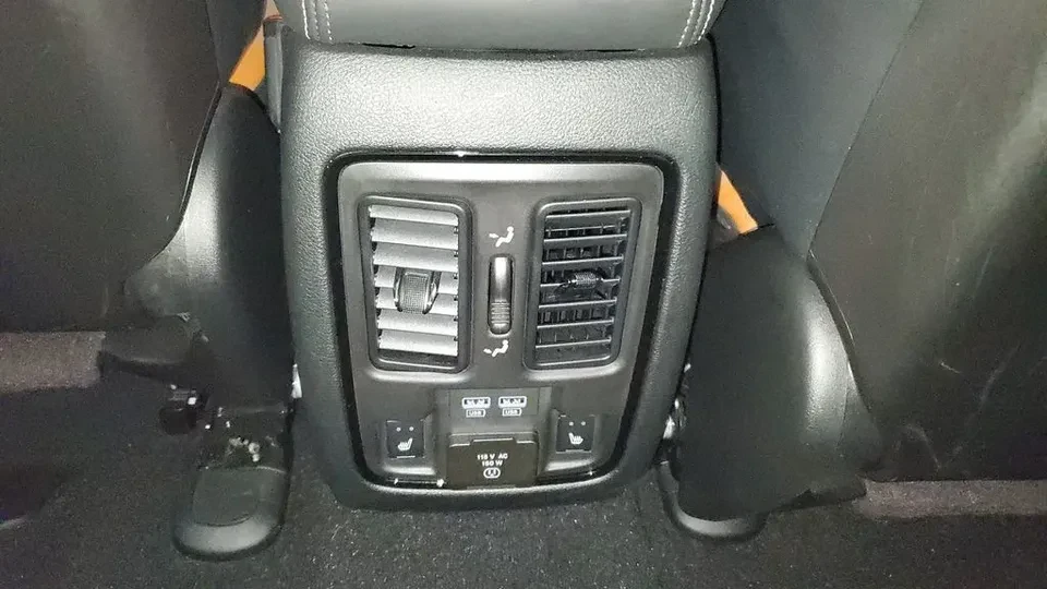 2025 Dodge Durango SRT Hellcat 3rd Gen - Image 11 of 20