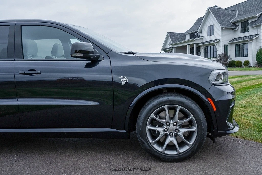 2025 Dodge Durango SRT Hellcat 3rd Gen - Image 11 of 12