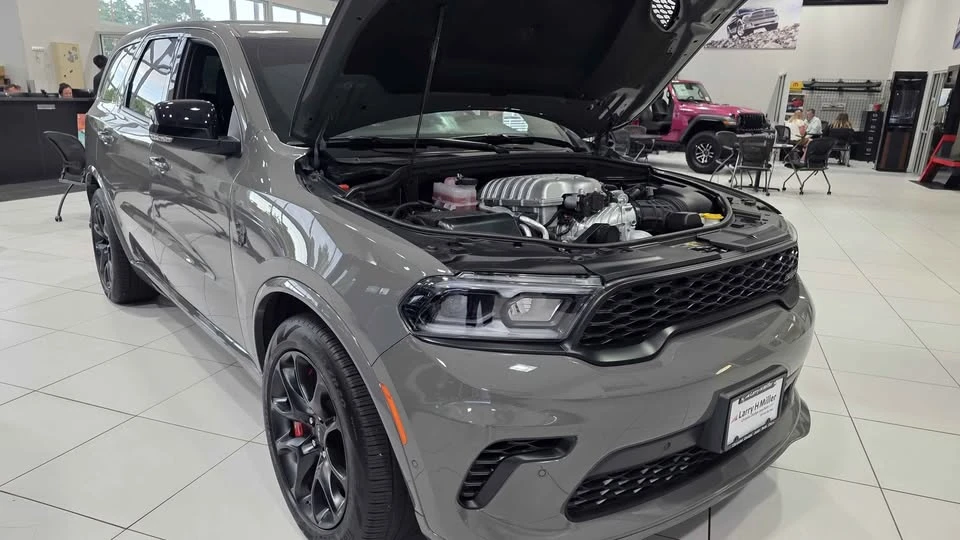 2025 Dodge Durango SRT Hellcat 3rd Gen - Image 19 of 20