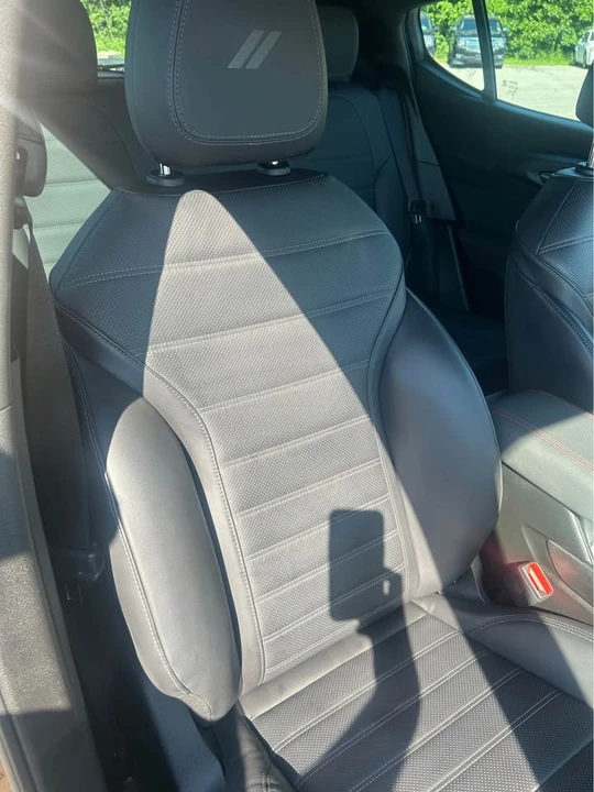 2025 Dodge Hornet - Image 12 of 17