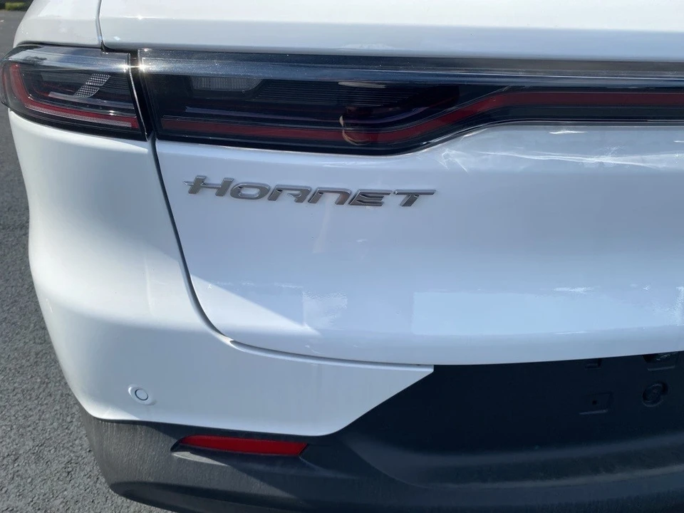 2025 Dodge Hornet - Image 11 of 12