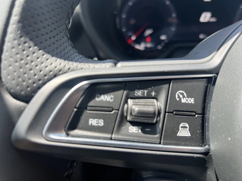 2025 Dodge Hornet - Image 15 of 21
