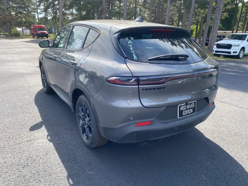 2025 Dodge Hornet - Image 7 of 12