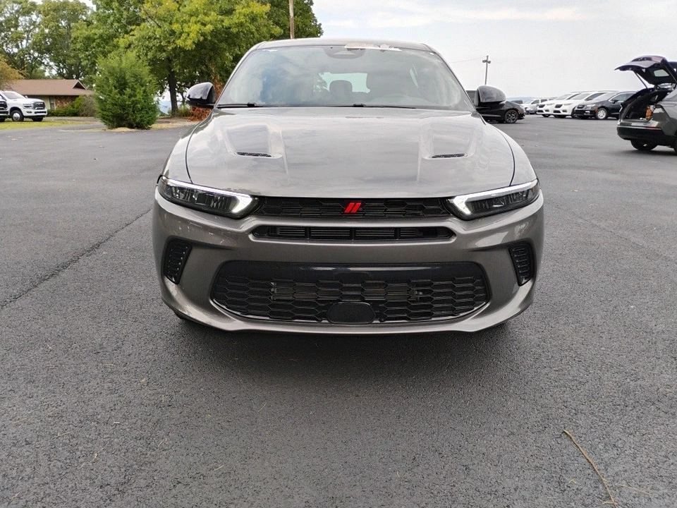 2025 Dodge Hornet - Image 2 of 12