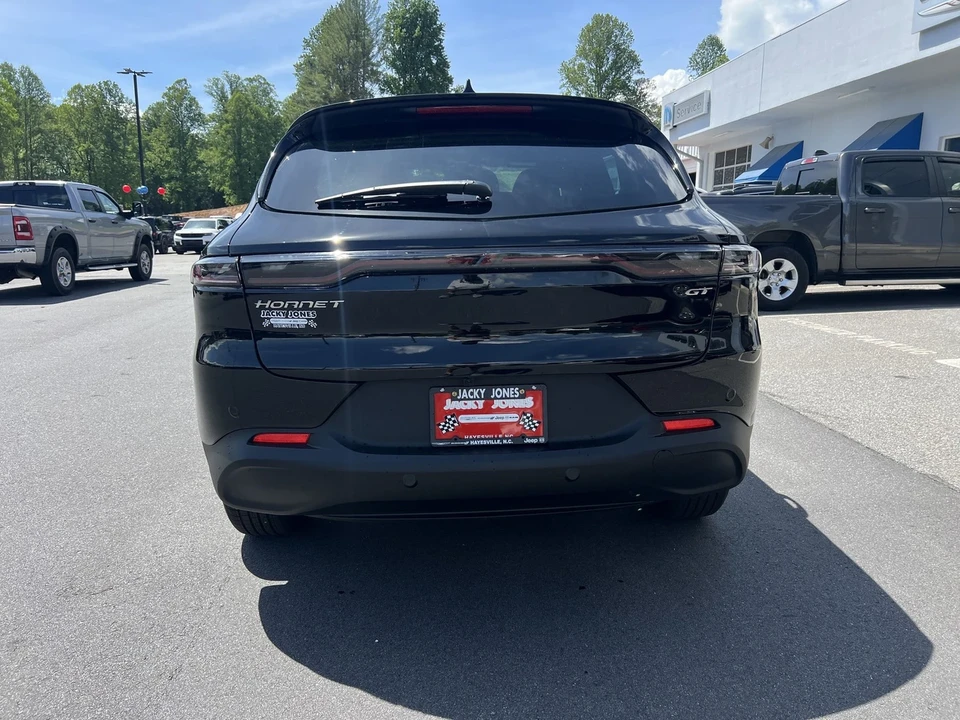 2025 Dodge Hornet - Image 2 of 21