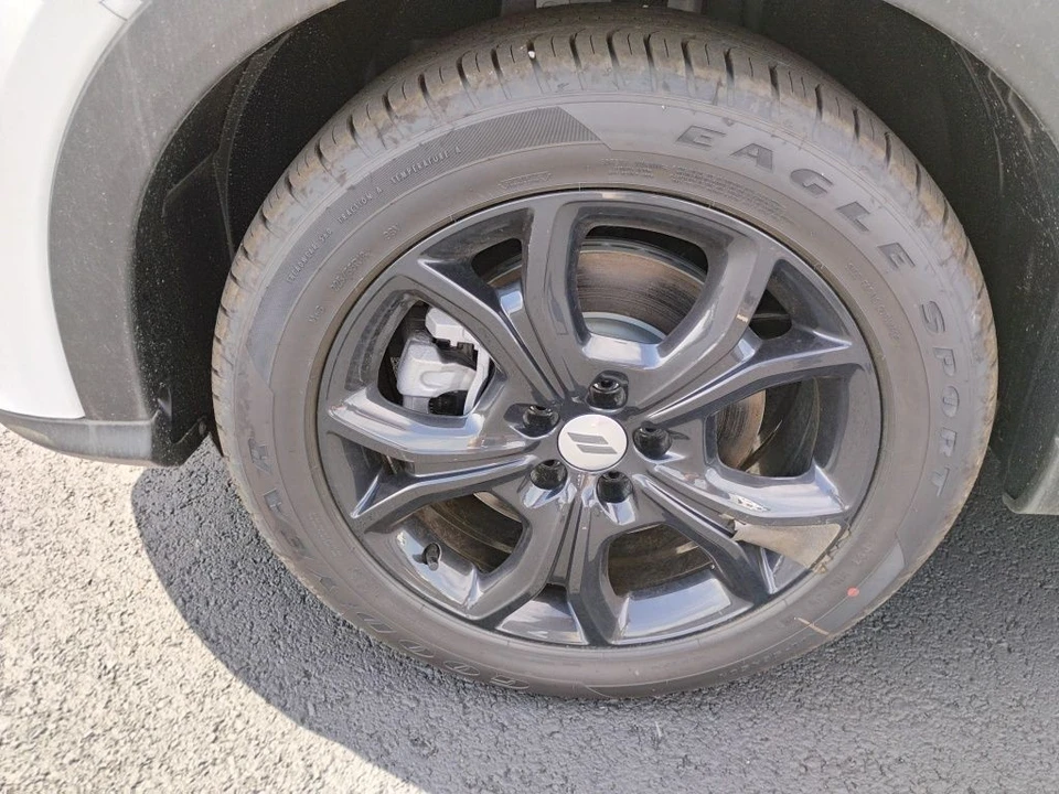 2025 Dodge Hornet - Image 9 of 12