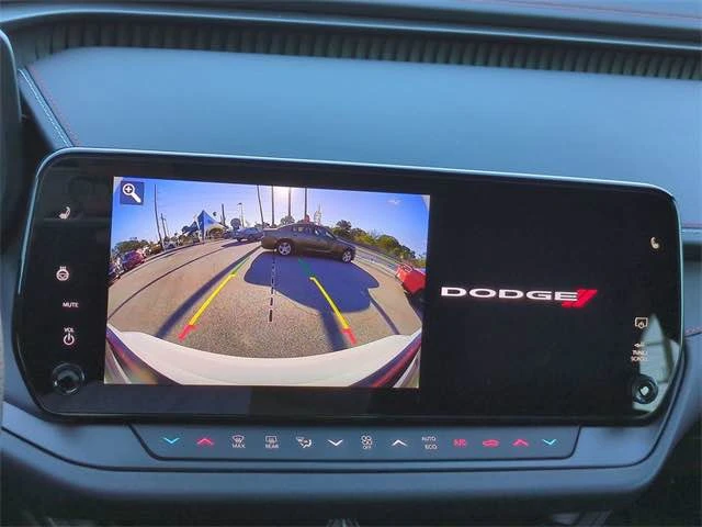 2025 Dodge Challenger - Image 7 of 8