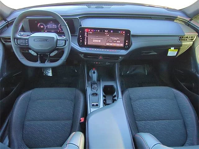 2025 Dodge Challenger - Image 6 of 8
