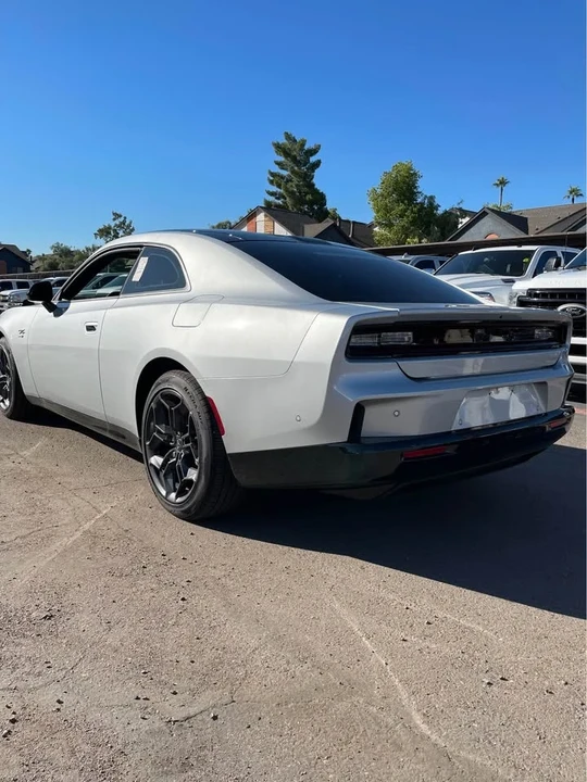2025 Dodge Challenger 3rd Gen - Image 4 of 11