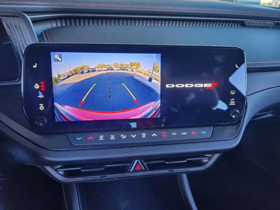 2025 Dodge Charger 8th Gen - Image 9 of 12
