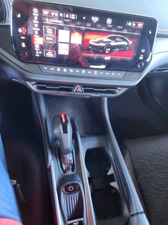 2025 Dodge Charger 8th Gen - Image 10 of 12