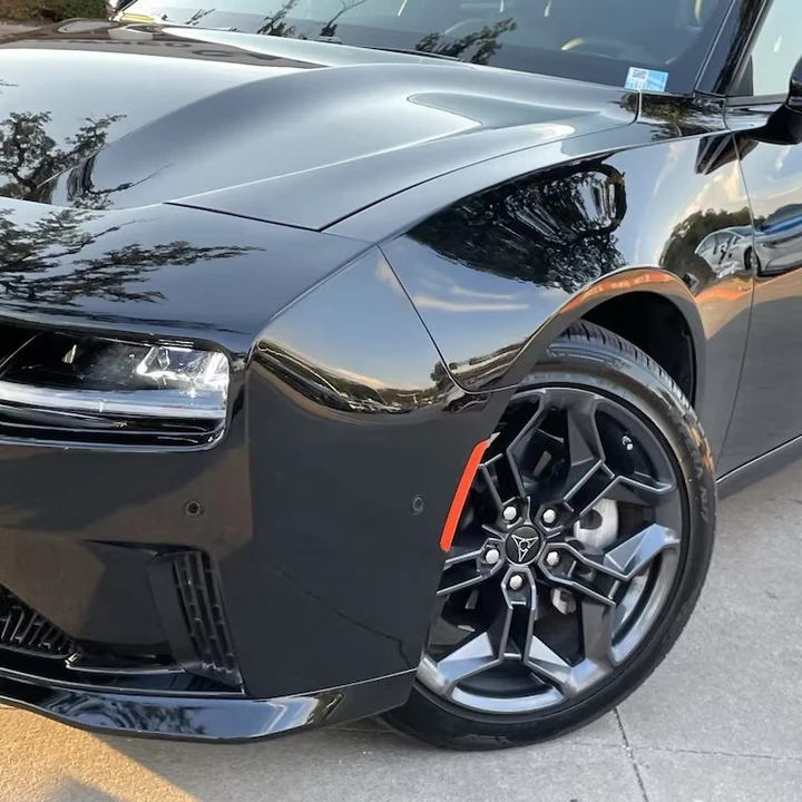 2025 Dodge Charger 8th Gen - Image 2 of 8