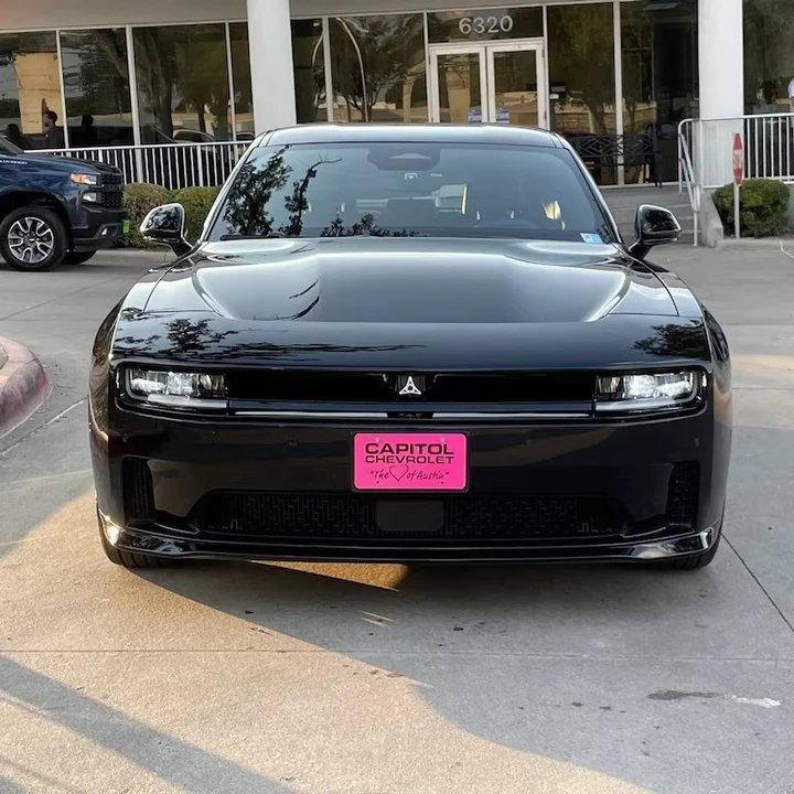 2025 Dodge Charger 8th Gen - Image 3 of 8