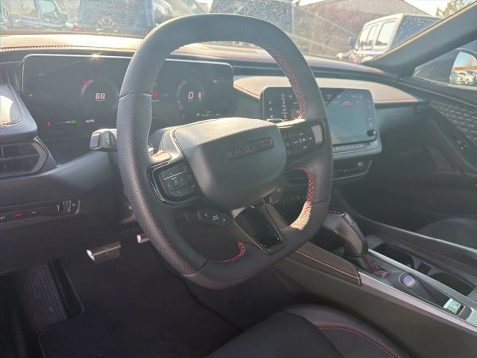 2025 Dodge Charger 8th Gen - Image 14 of 18